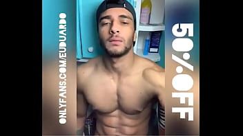 Reproducir Eduardo 22cm compilación súper guapo caliente sexy