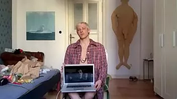 play Sissy ist immer hungrig nach rohen Schwänzen