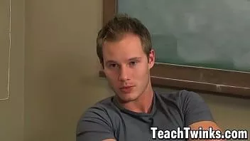 play শিক্ষক টাইলার অ্যান্ড্রুস পায়ু fucks twink ছাত্র এলিয়াহ সাদা