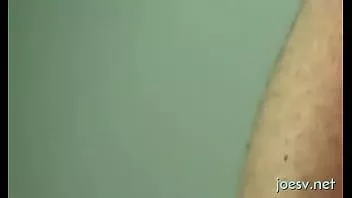 Reproducir Tío cachondo lo acaricia muy duro