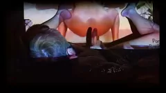 play 男同性恋者在投影仪上观看充满激情的色情片