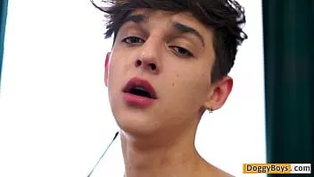 चलाएँ Matthew Palmer स्ट्रोक उसके कठोर टीन बोए कॉक