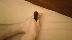 Riproduci Gioca con il cazzo con il vibratore e la sega: sborro sui miei piedi nudi - Szandor