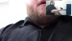 play Tüylü obez damızlık filmler kendini lanet ve banyoda oral seks alıyor
