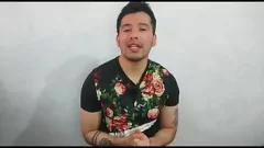 Reproduzir O instrutor de zumba muscular me bate com seu enorme pau, mas eu acabo fodendo com meu vibrador de 23 cm! História sexual