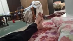 play Amatör çiftin tutkulu handjob & oral seks oturumu