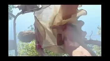 play पेशाब करते समय एक गिलास फलक ले रहा मेरी स्कर्ट देखें और मेरे लिंग सह