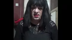 Afspelen Sissy Crossdresser's intense masturbatie en anale ervaring