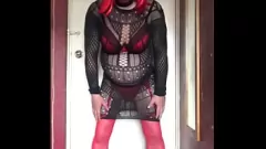 Oynat Biseksüel crossdresser'ın sıcak cumshot handjob deneyimi